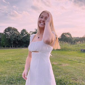 Meet your Posher, Brianna